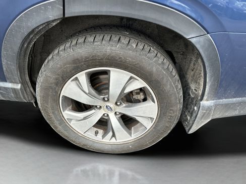 Used 2022 Subaru Ascent Premium image 20