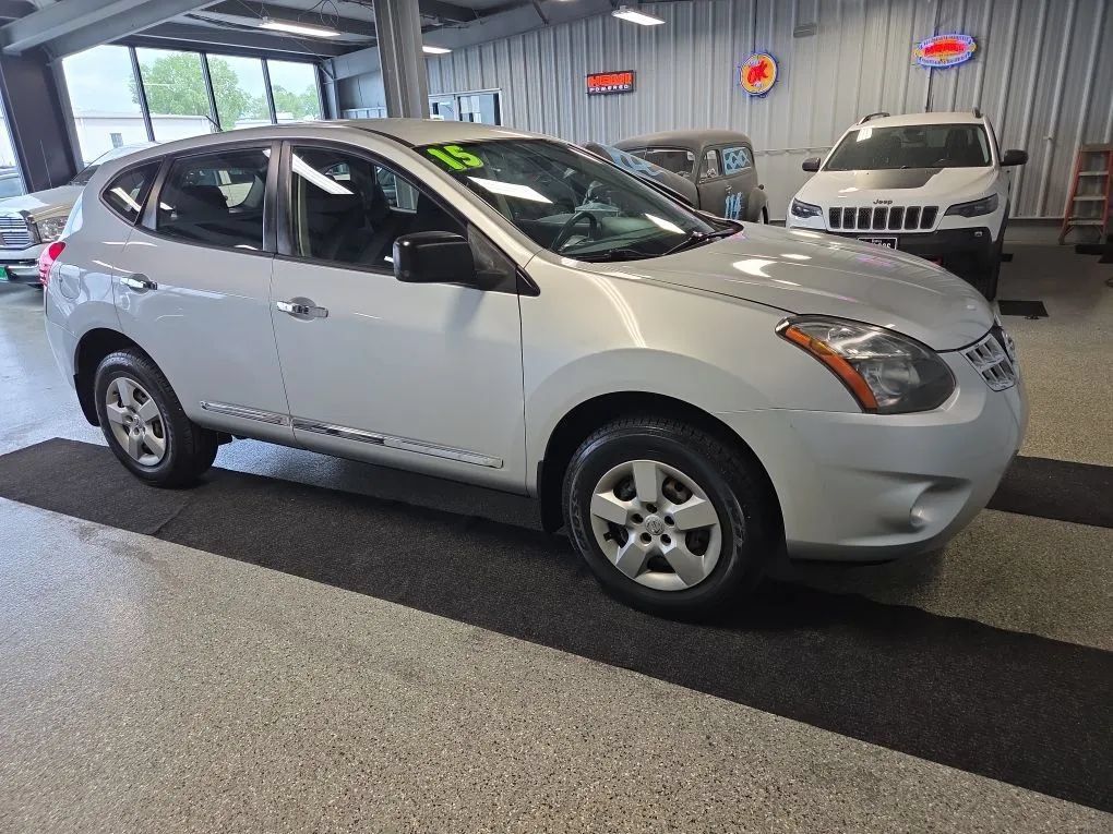 Used 2015 Nissan Rogue S FWD image 4
