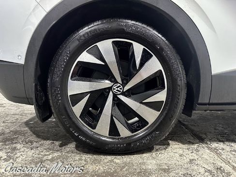 Used 2023 Volkswagen ID.4 Pro image 32