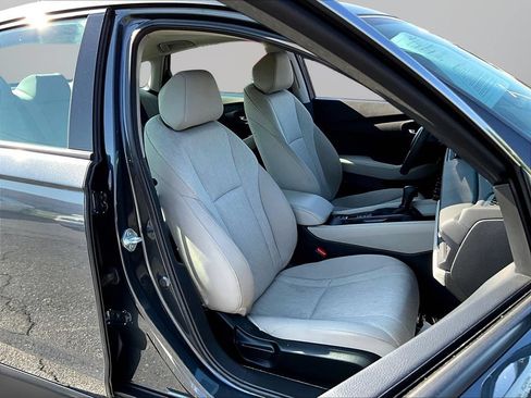 Used 2024 Honda Accord EX image 28