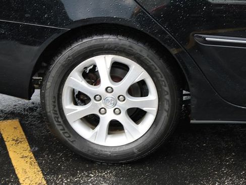 Used 2006 Toyota Camry XLE FWD image 8