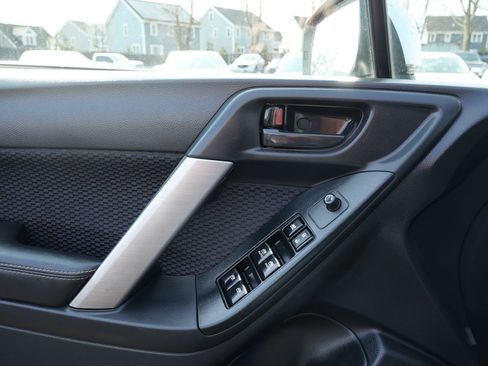 Used 2018 Subaru Forester 2.5i Premium w/ All-Weather Package image 13