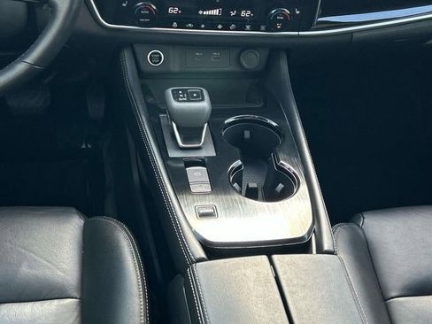 Used 2023 Nissan Rogue SL FWD image 17