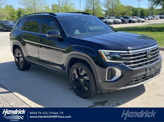 Used 2024 Volkswagen Atlas SE w/ Panoramic Sunroof Package video 1