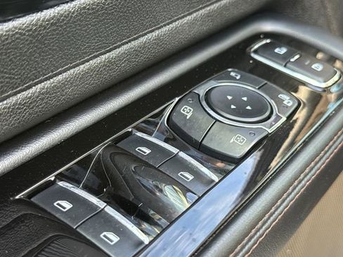 Used 2023 Lincoln Aviator AWD w/ Premium Package image 22