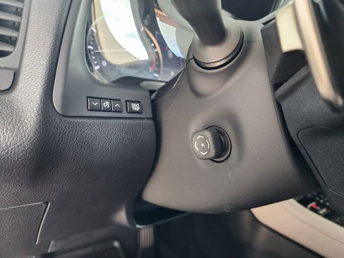 Used 2022 Lexus RX 350L Luxury image 29