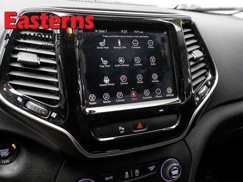 Used 2019 Jeep Cherokee Limited AWD/4WD image 19