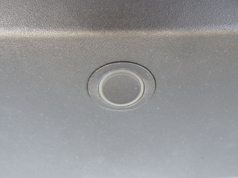 Certified 2022 Ford Explorer XLT w/ Equipment Group 202A image 22