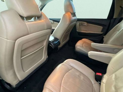 Used 2012 Chevrolet Traverse LTZ image 20