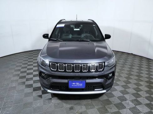 Used 2024 Jeep Compass Limited AWD/4WD image 3