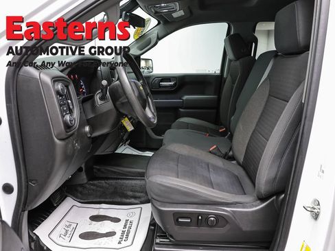 Used 2021 Chevrolet Silverado 1500 W/T w/ WT Value Package AWD/4WD image 14