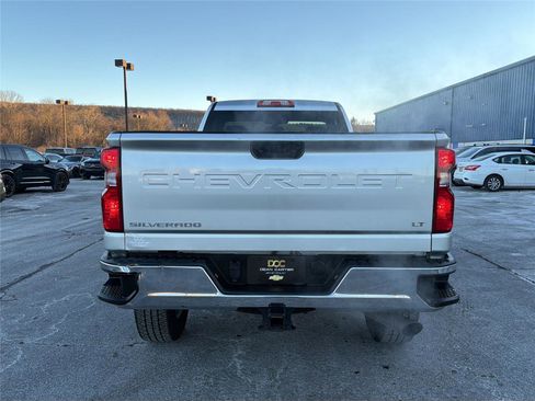 Used 2022 Chevrolet Silverado 3500 LT w/ Convenience Package image 11