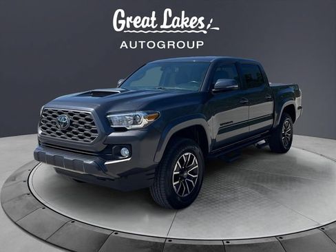 Used 2022 Toyota Tacoma TRD Sport w/ Technology Package AWD/4WD image 1