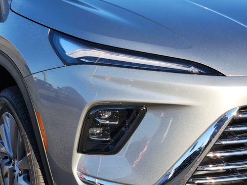 New 2026 Buick Enclave Preferred w/ Power Package image 10