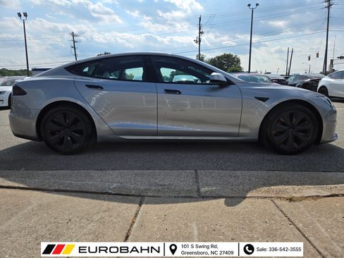 Used 2024 Tesla Model S Plaid AWD/4WD image 23