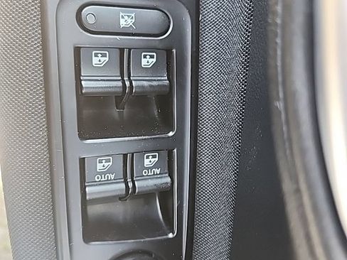 Used 2021 Jeep Renegade Sport AWD/4WD image 17