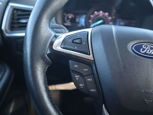 Used 2024 Ford Edge Titanium image 20