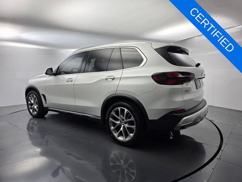 Certified 2024 BMW X5 sDrive40i w/ Premium Package RWD image 6