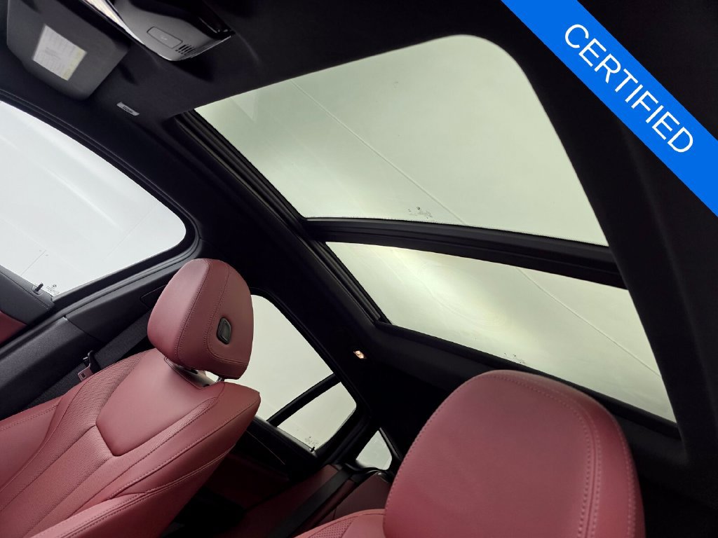 Certified 2025 BMW X4 M40i w/ Premium Package AWD/4WD image 12