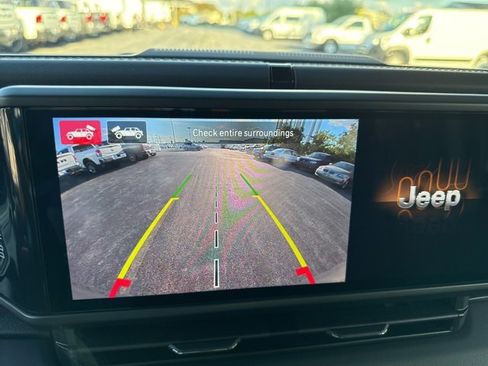 New 2025 Jeep Wrangler Unlimited Rubicon image 38