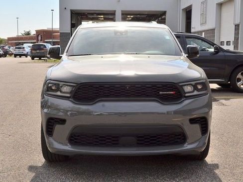 Used 2024 Dodge Durango GT AWD/4WD image 3