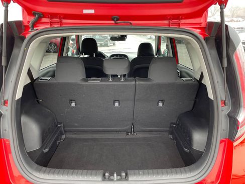 Used 2025 Kia Soul LX w/ LX Technology Package image 29