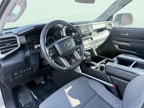 Used 2022 Toyota Tundra SR5 image 27
