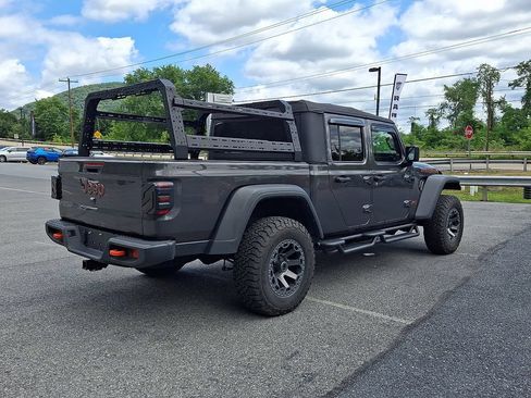 Used 2023 Jeep Gladiator Mojave w/ Cold Weather Group AWD/4WD image 9