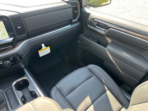 New 2026 Chevrolet Silverado 1500 LT Trail Boss w/ LT Trail Boss Premium Package AWD/4WD image 18