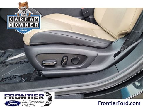 Used 2020 Lexus ES 350 w/ Premium Package image 11