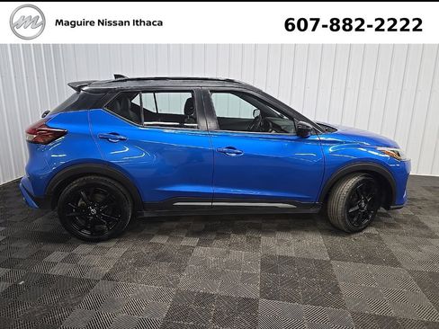 Used 2021 Nissan Kicks SR FWD image 3