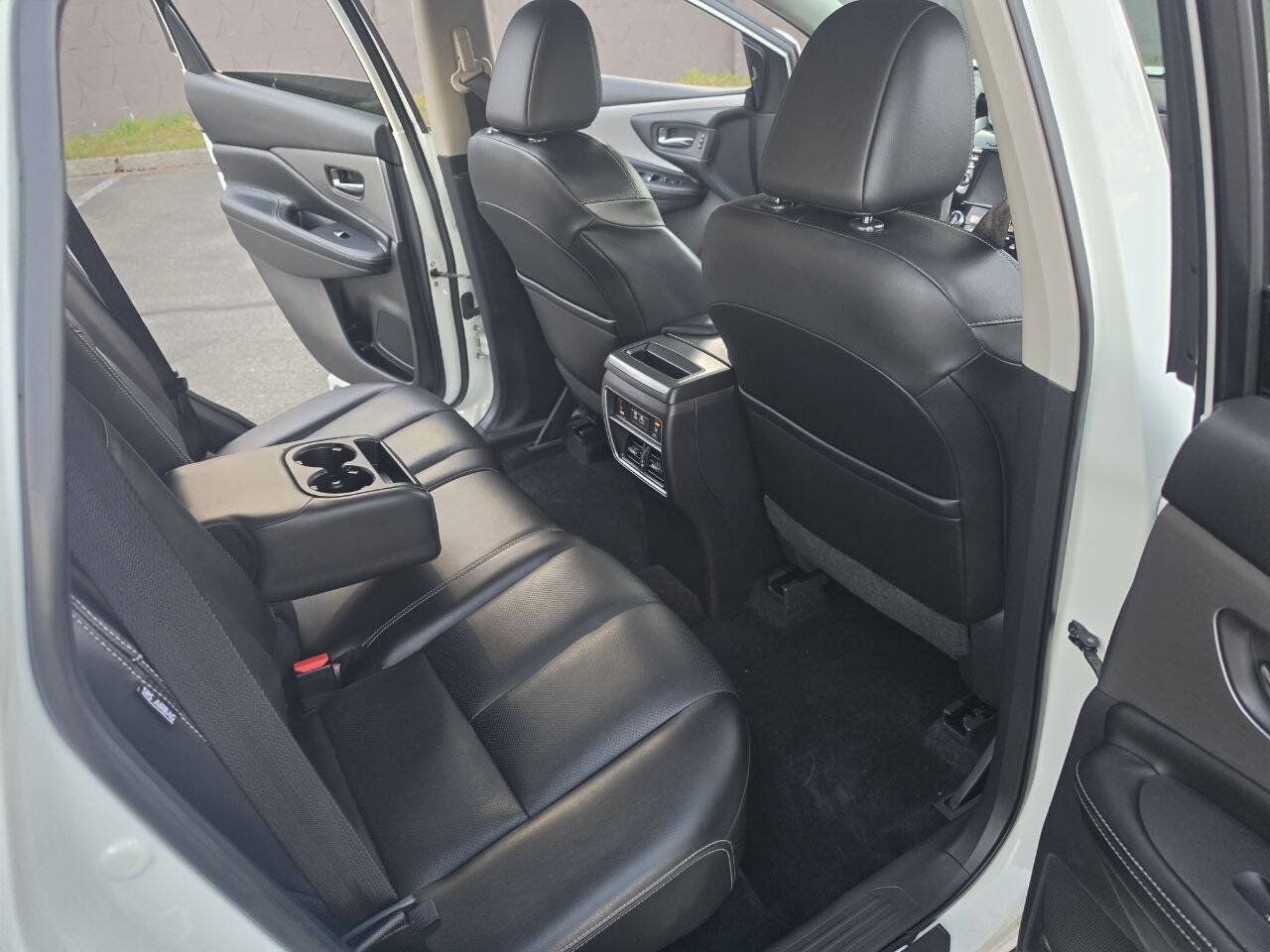 Used 2019 Nissan Murano SL AWD/4WD image 43