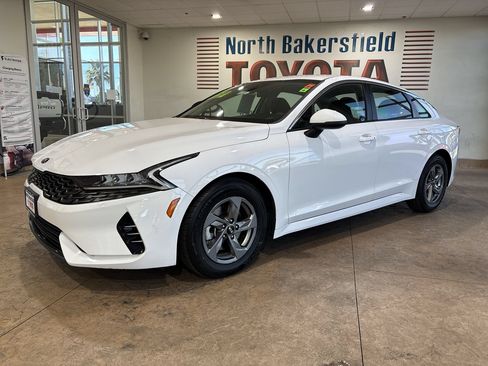 Used 2021 Kia K5 LXS FWD image 1