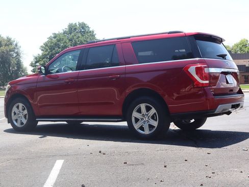 Used 2019 Ford Expedition Max XLT w/ Equipment Group 202A AWD/4WD image 7