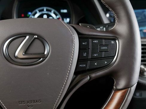 Used 2019 Lexus LS 500 AWD w/ Interior Upgrade Package image 22