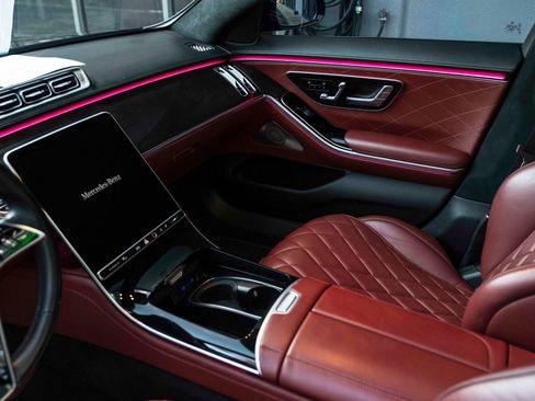 Used 2023 Mercedes-Benz S 500 4MATIC image 26