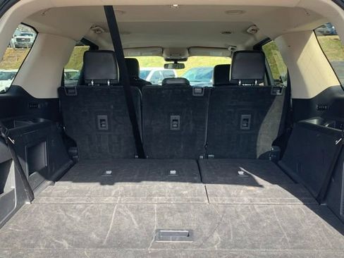 Certified 2024 Ford Expedition XLT image 29