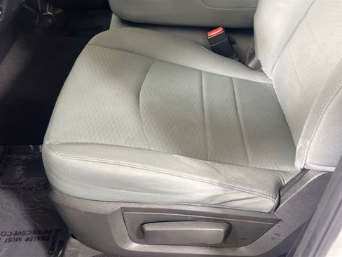 Used 2018 RAM 1500 Express image 18