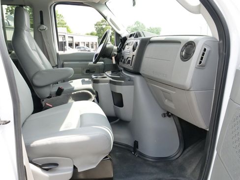 Used 2014 Ford E-350 and Econoline 350 XL w/ Power Windows & Locks Group RWD image 38