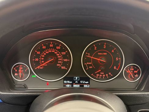 Used 2014 BMW 328d Sedan RWD image 28