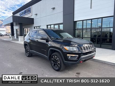 Used 2021 Jeep Compass Trailhawk image 1