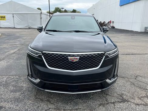 Used 2024 Cadillac XT6 Premium Luxury w/ Platinum Package AWD/4WD image 2