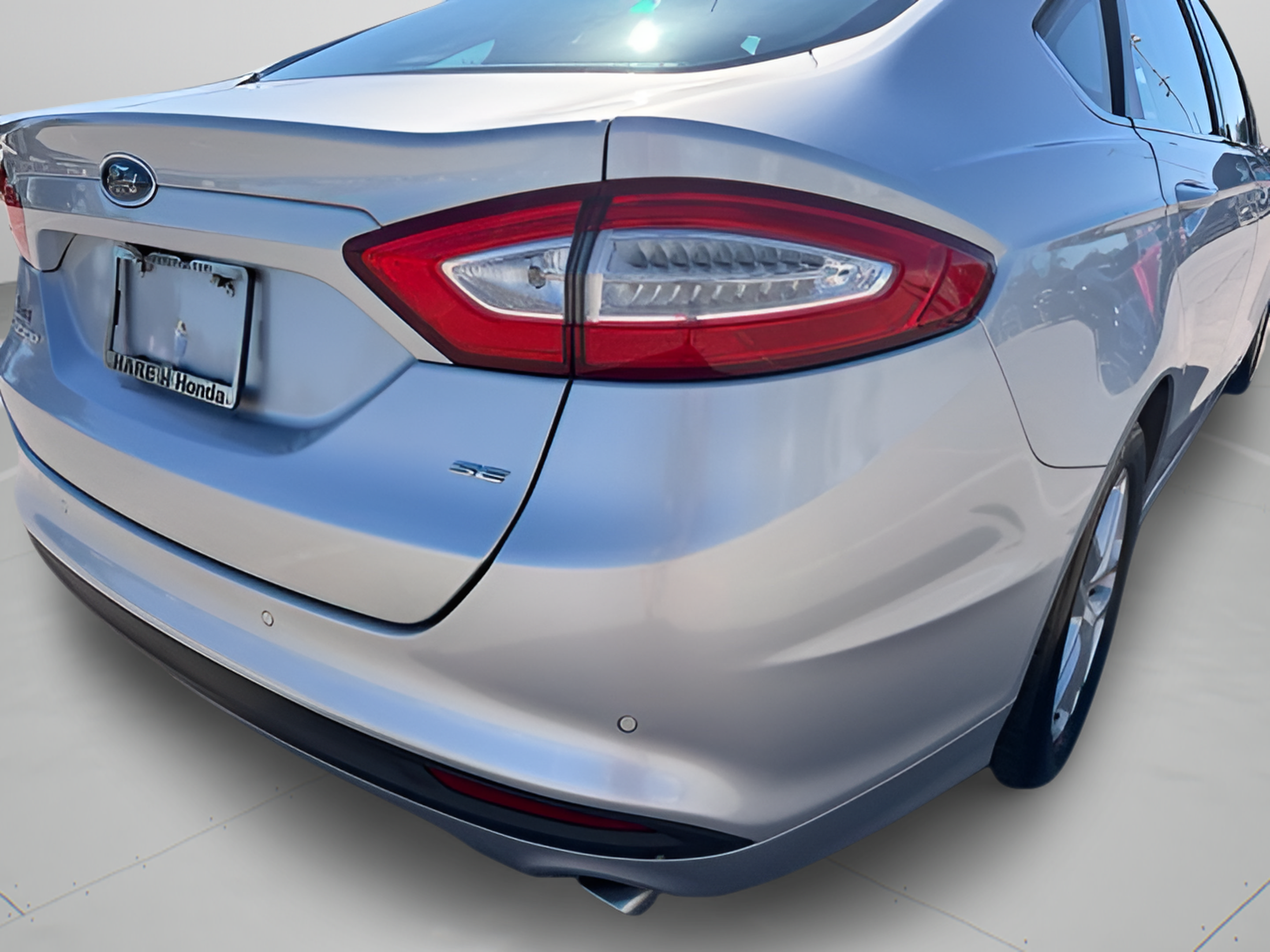 Used 2016 Ford Fusion SE FWD image 30