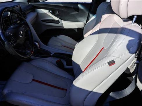 Used 2019 Hyundai Veloster Turbo Ultimate image 11