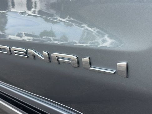 New 2026 GMC Sierra 1500 Denali AWD/4WD image 10