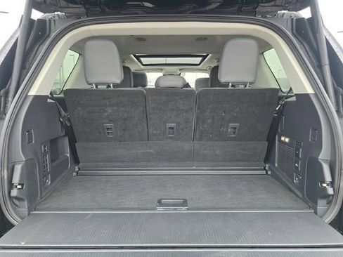 Used 2025 Ford Expedition Active RWD image 34