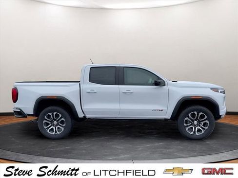 Certified 2024 GMC Canyon AT4 w/ Canyon Safety Plus Package AWD/4WD image 9