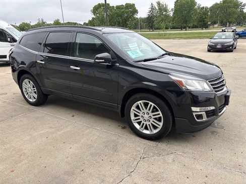 Used 2015 Chevrolet Traverse LT w/ Style and Technology Package AWD/4WD image 21