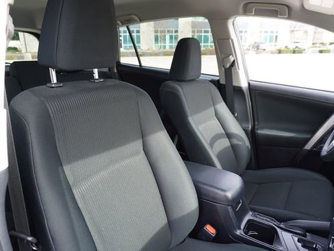 Used 2018 Toyota RAV4 LE w/ All Weather Liner Package image 16