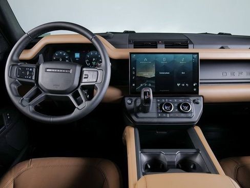 New 2026 Land Rover Defender 110 X-Dynamic SE image 11